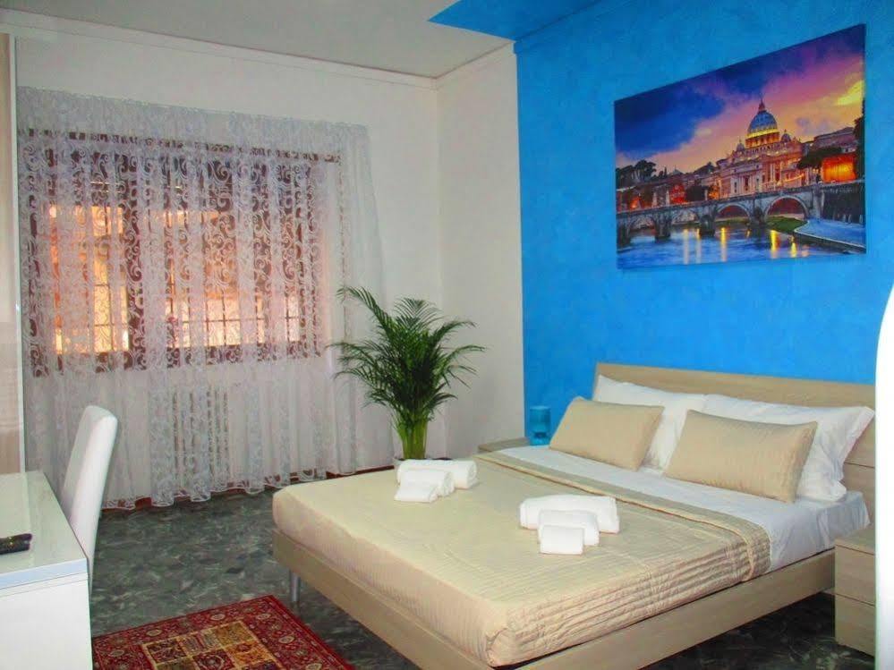 Maxim Rooms Рим Екстер'єр фото