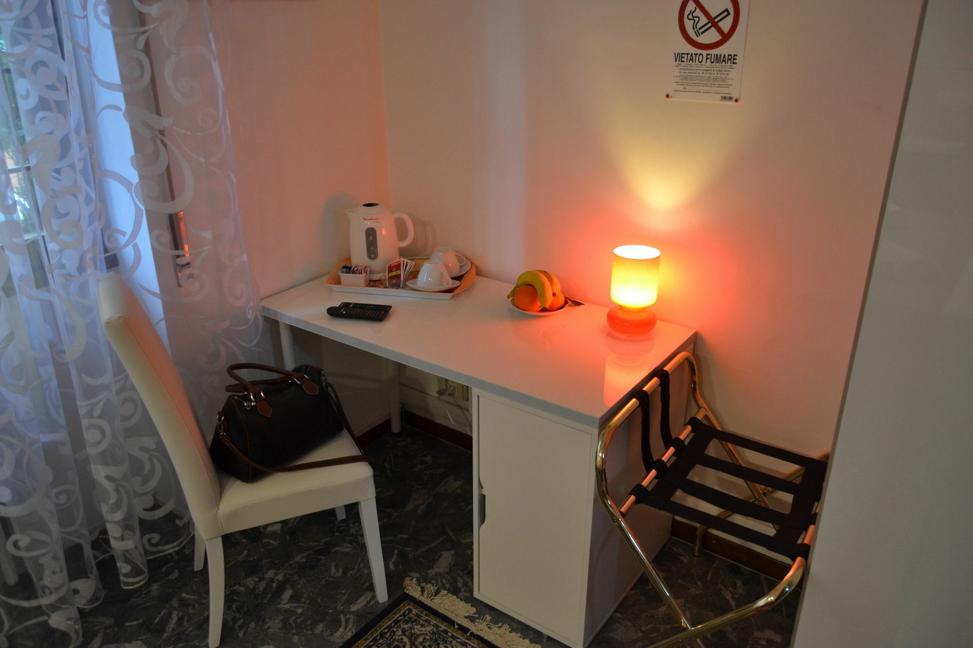Maxim Rooms Рим Екстер'єр фото