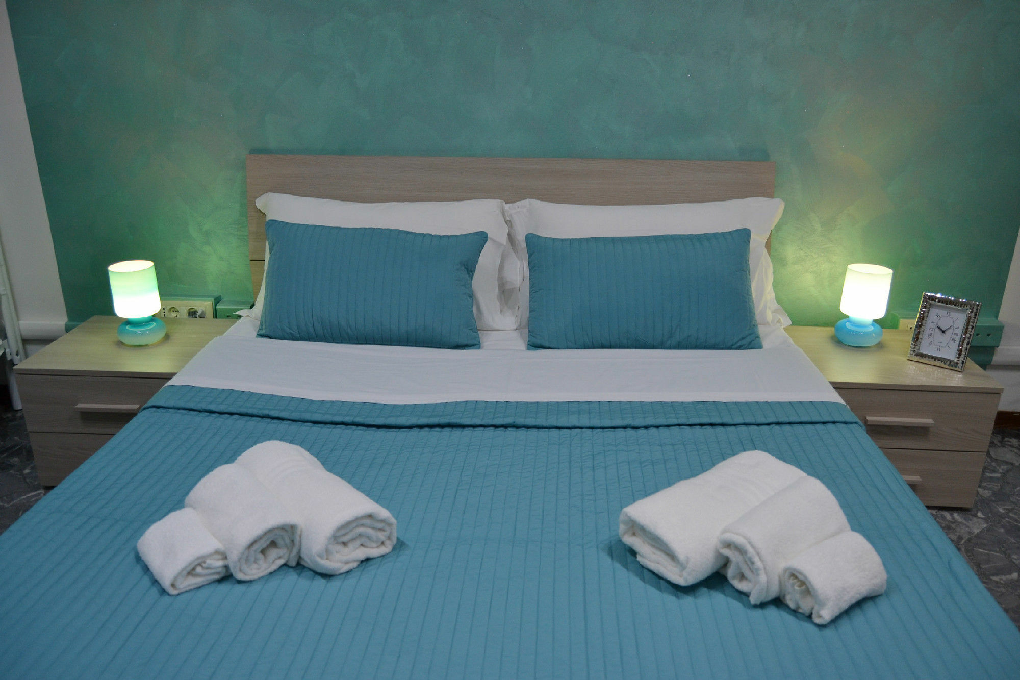 Maxim Rooms Рим Екстер'єр фото