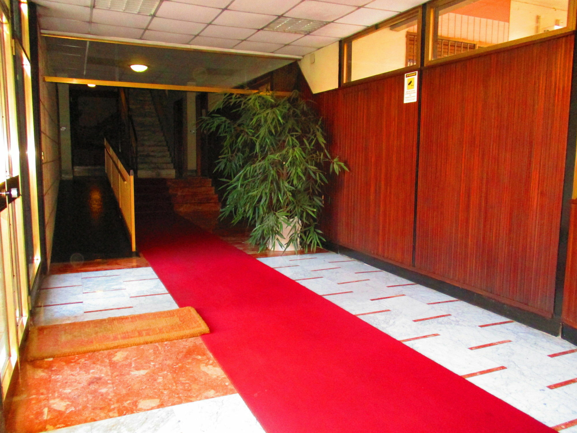 Maxim Rooms Рим Екстер'єр фото
