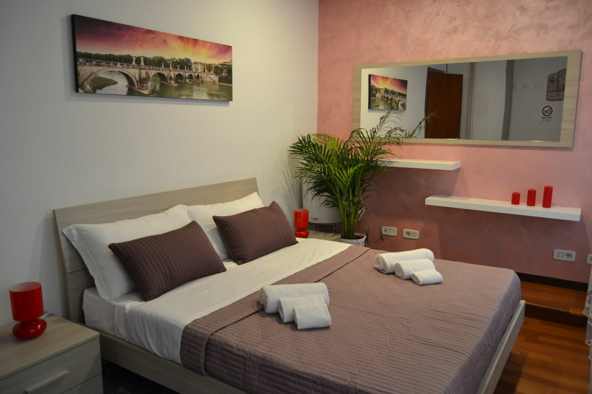 Maxim Rooms Рим Екстер'єр фото