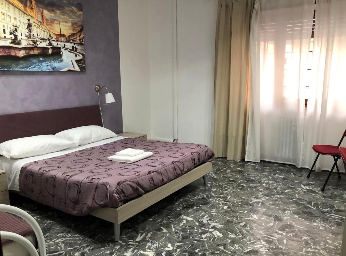 Maxim Rooms Рим Екстер'єр фото